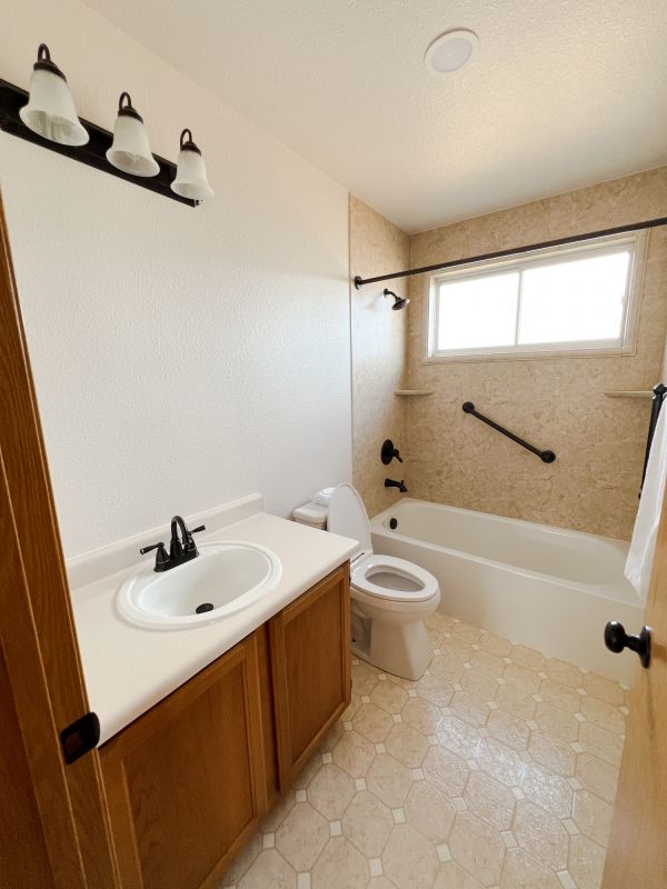 Top Bathroom Remodeling Companies in Fullerton, CA